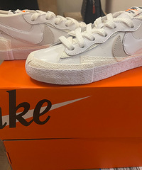 ��Nike Ь
