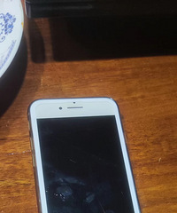������iPhone8+64.G