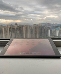 ����Ʒɫipad7��128G��