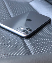 ����Ʒ��ɫiphone11��64G��