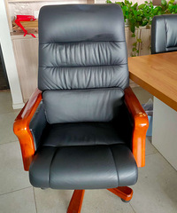 ��Ƥ�ϰ���8.5����ת�ã�����ǧҶ�������ᣬ500����С��