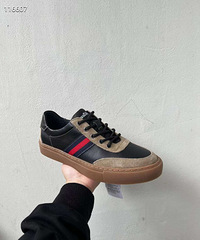 ������Ʒ���а�ЬƤЬ��139Ԫһ˫