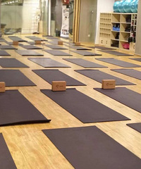 ɳƺ�� �����㳡 ���٤2�꿨ת��