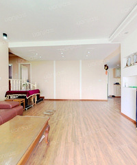 ���ƺ�챦�����ԣ�����԰4��2��135��