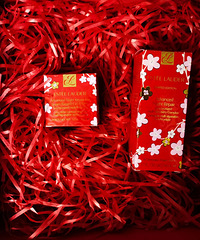 תȫ�´���װ����ʫ����50mLС��ƿ������15mL�۲�����