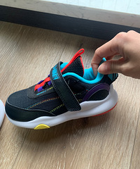 ������ͯ�˶�Ь