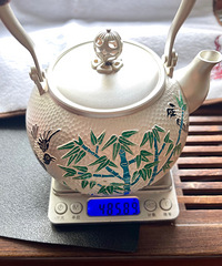 出一个客户抵账纯银茶壶,999纯银,假一赔三