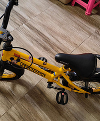 �ú������г�