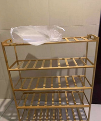 ת�þ�����µ�Ь��һ��