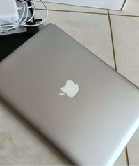 便宜出个苹果macbook pro i7笔记本