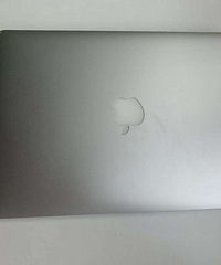 个人自用电脑MacBook air 15款4+128g