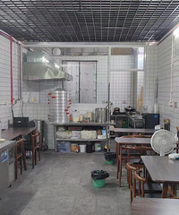 急转万象城学校旁临街旺铺!
