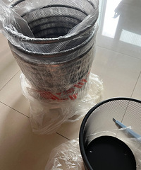 8个全新的垃圾桶打包转