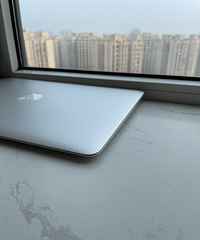 出苹果Macbookair笔记本电脑
