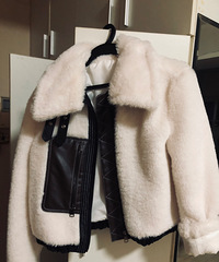 ��������