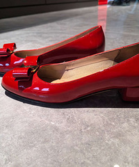 ������Ľ��Jimmy choo 95�µ�Ь����