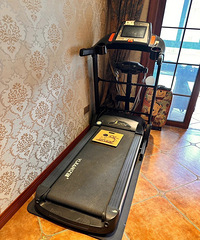 ���£���Ӿ������ת��