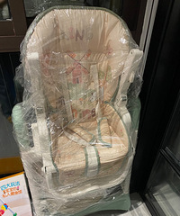 闲置儿童餐椅、玩具、浴盆,打包转让