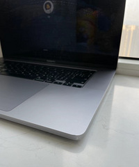 出macbookpro16寸笔记本电脑