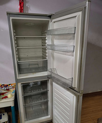卖一个冰箱