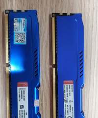打包出两条 ddr3 4g 台式机内存