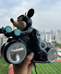 ��ʿ�Ἣ�ٹ���Ħ�г�