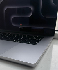 出macbook pro M2pro