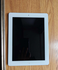 自用32G版iPad2 成色很新,屏幕完美