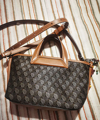 ��ɣ��Ů��