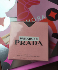 Prada�ұ�Ī����ˮ