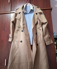 80����ת��һ������ɫ�г����������Ů��