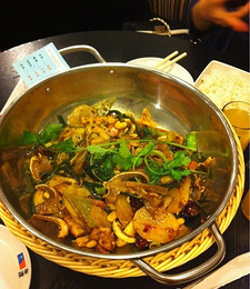 ��ҵ������·��ò�Ʋ�һ������ҵ껹Ҫ��10Ԫ�Ĺ��׷ѣ����Ҽ�