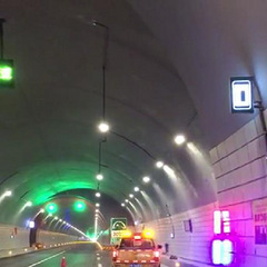 浙江这条高速牛了:车子开上隧道紧急停车带,系统会自动报警提醒