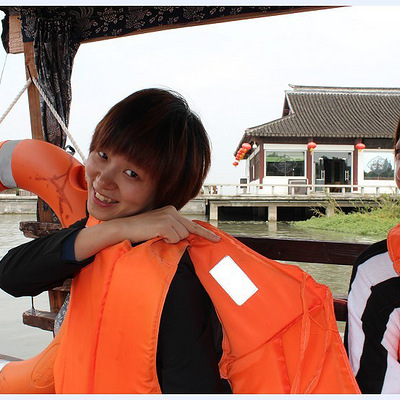 25岁,不相信一见钟情,只相信日久生情。-爱在人