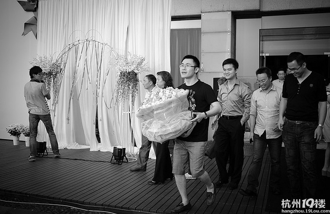 7-爱遇见】第二季--蓝色风车户外婚礼_我们结婚吧