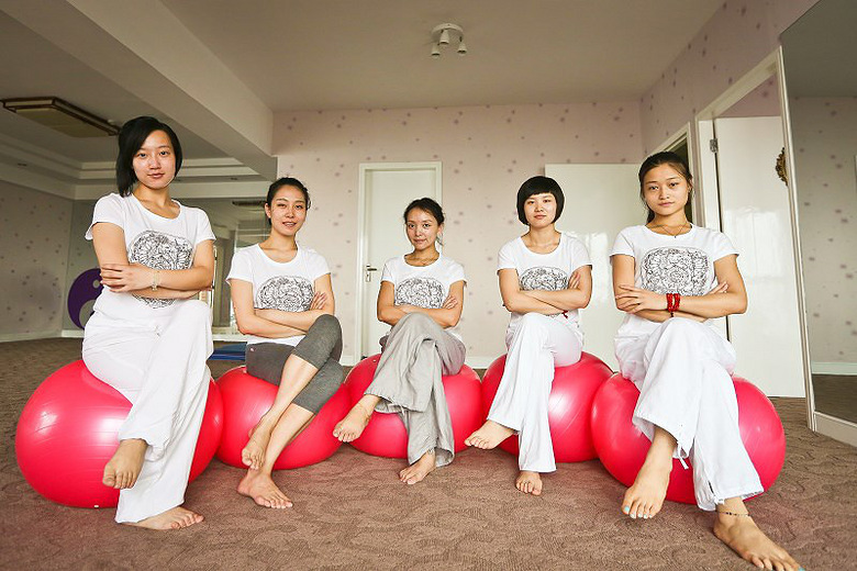 3、杭州瑜伽培訓班需要多少學費 