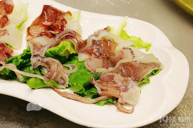 【5队】德天一座、一茶肥牛、涮百味-美食狗仔拉布拉多吃羊腿的好处图片