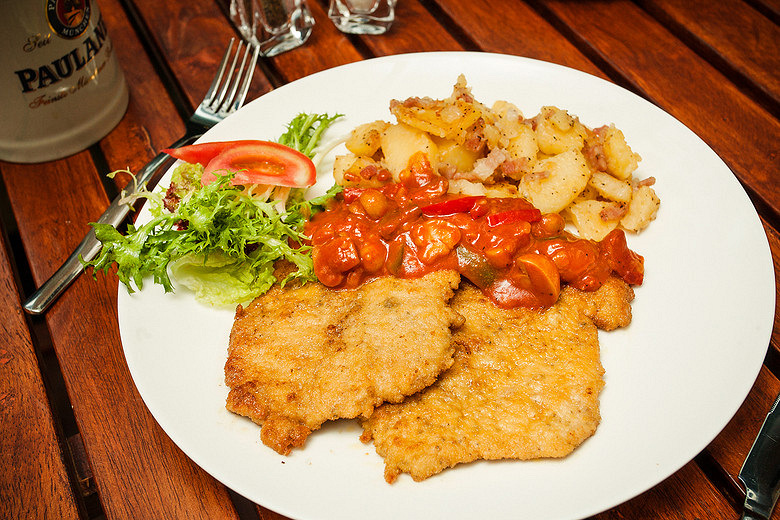 宝拉娜香辣猪排 paulaner breaded pork escalope"gipsy style"