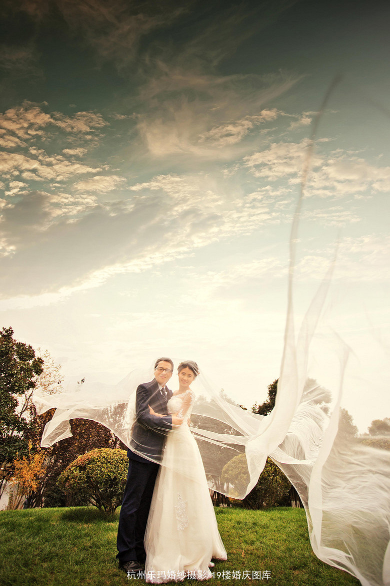 爱情歌_唯美_街景_杭州乐玛婚纱摄影的特色产