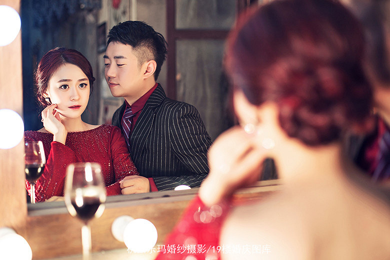 一心一意爱你_轻奢_内景_杭州乐玛婚纱摄影的