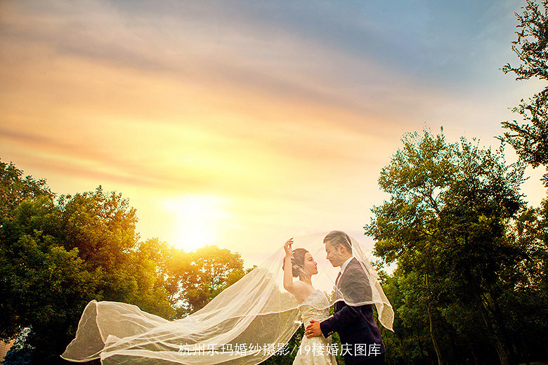 幸福交响曲_小清新_草坪_杭州乐玛婚纱摄影的