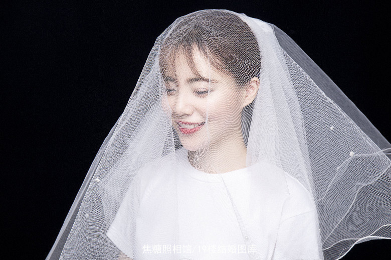 焦糖照相馆丨头纱照_个性创意风格婚纱照图片__19楼照