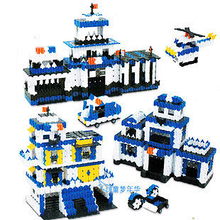 七巧匠!警察局 3D积木 拼装积木 3200块彩盒\/2