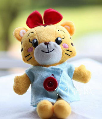 <em>巧虎妹妹小花</em>玩偶玩具 玩偶衣服尿不湿 有正版