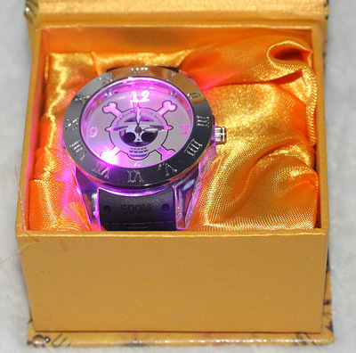 游奇 海贼王手表\/骷髅头手表\/路飞手表\/海贼王七彩闪灯大圆盘手表 - 母婴亲子 - 杭州19楼