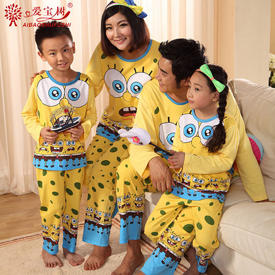 爱宝树春秋针织棉长袖卡通海绵宝宝情侣套装亲