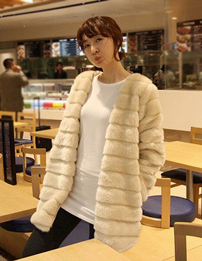 2012秋冬新款女外套高品质立领中长款仿水貂