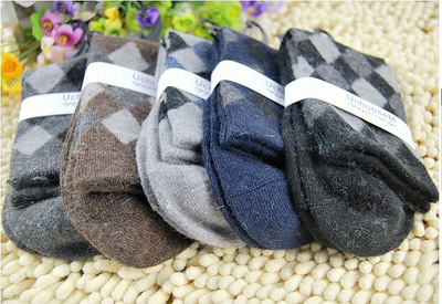 2012新款 优臣品 保暖男士羊毛袜 菱形格子加厚