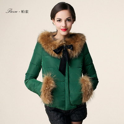 冬季女装短款羽绒服奢华大貉子毛可脱卸毛领修