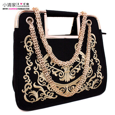 2013早春新款巴洛克刺绣毛呢复古绣花女包金